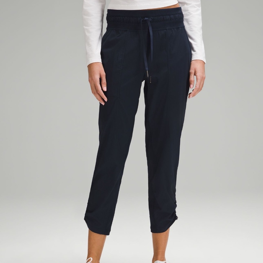 Like new Lululemon dance studio mid-rise dropped pant